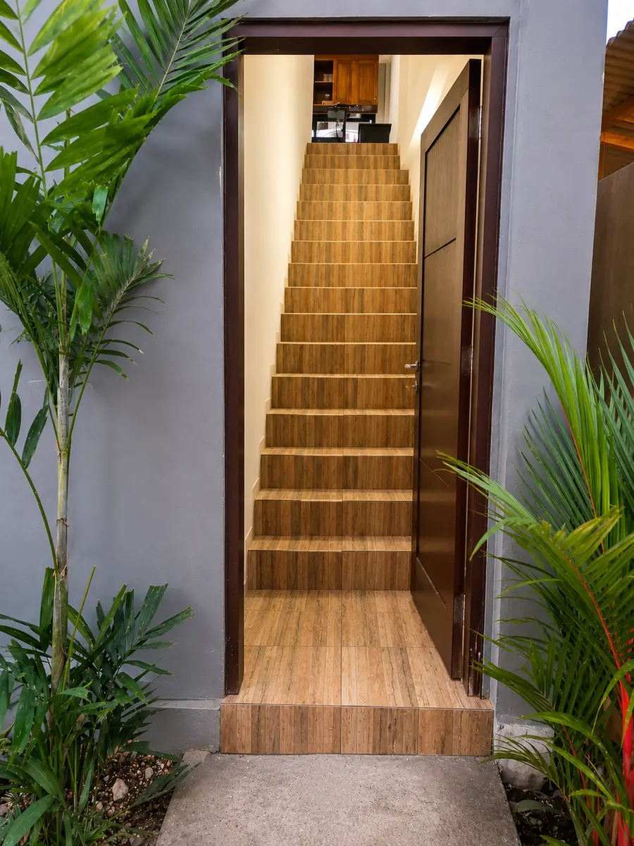 Stairway to unit